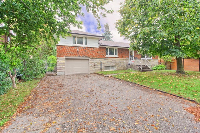 157 Maplegrove Avenue, Bradford West Gwillimbury