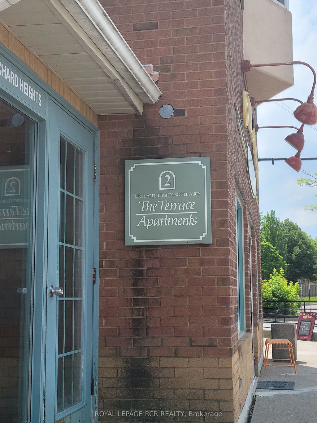 2 Orchard Heights Boulevard 237, Aurora