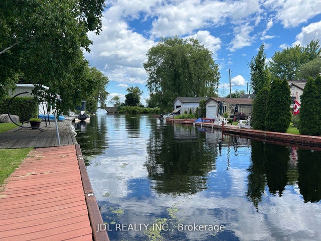 11 Red Robin Road, Georgina