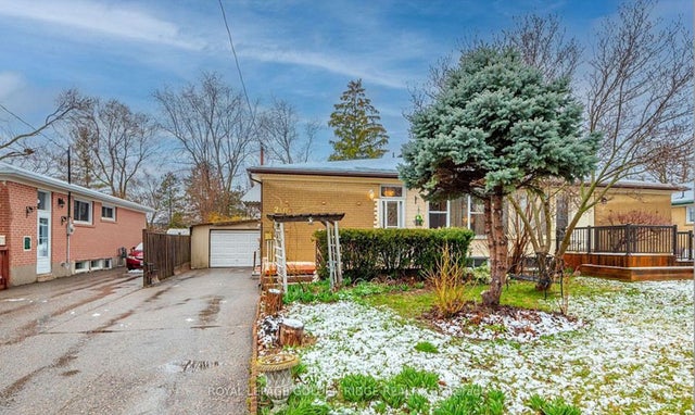 230 Axminster Drive, Richmond Hill