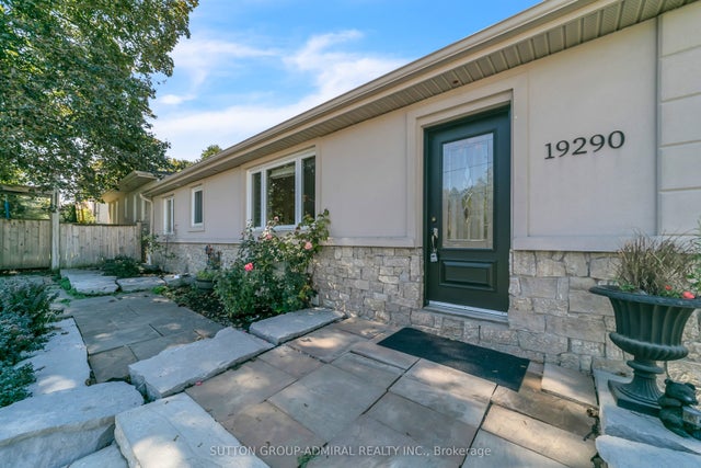 19290 Yonge Street, East Gwillimbury