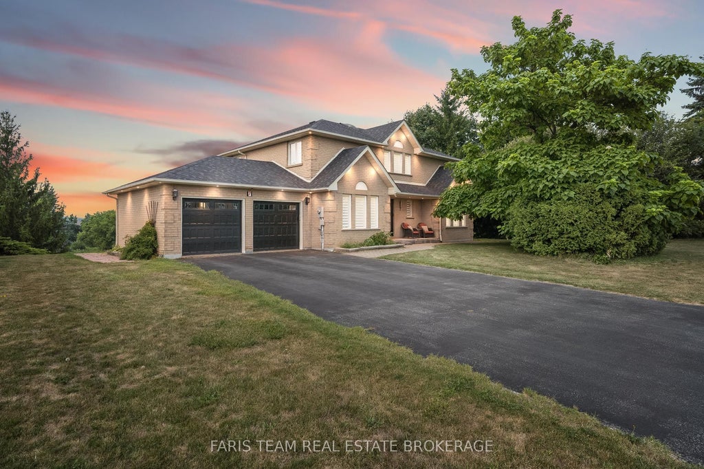 7 Golfview Boulevard, Bradford West Gwillimbury