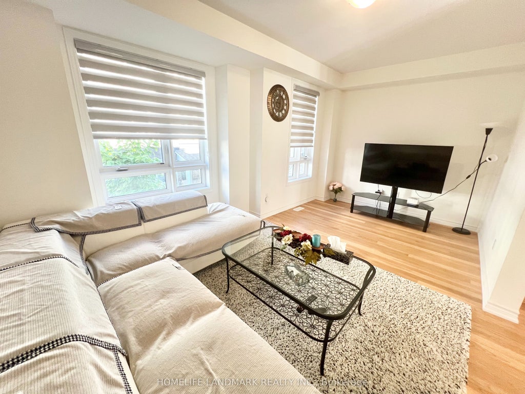 71 Massachusetts Lane, Markham