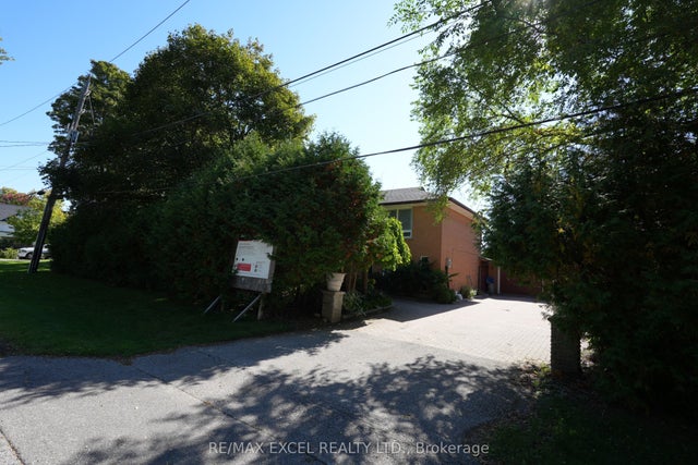 25 Springdale Street, Markham