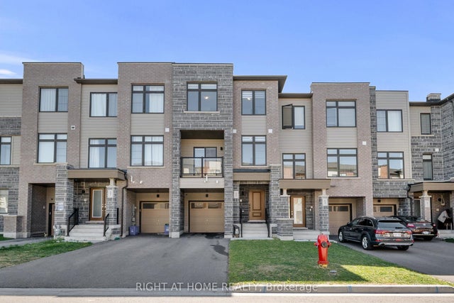 55 Delano Way, Newmarket