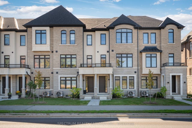 74 De La Roche Drive, Vaughan