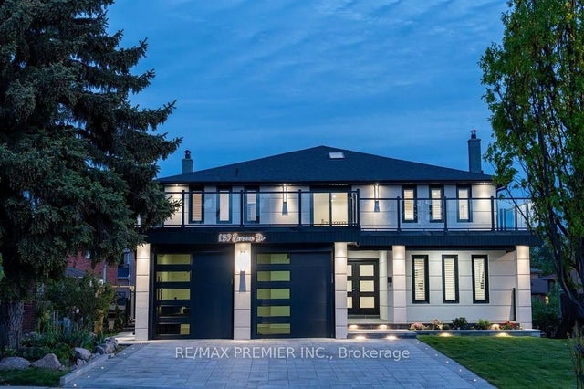 157 Jeanne Drive, Vaughan