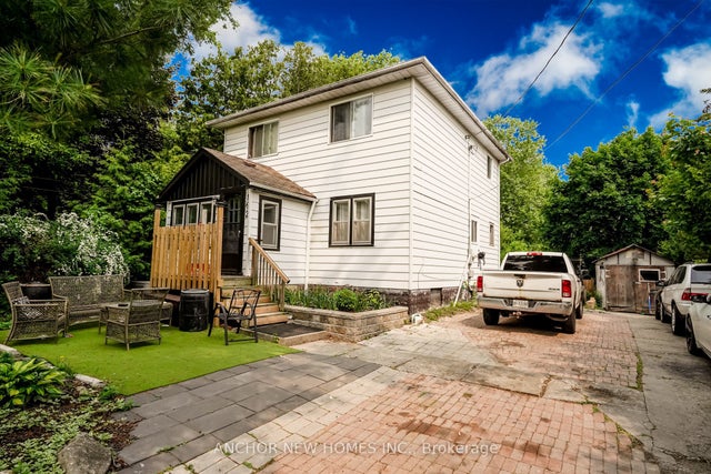162 Clark Avenue, Markham