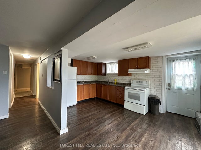 354 Britannia Avenue Lower, Bradford West Gwillimbury