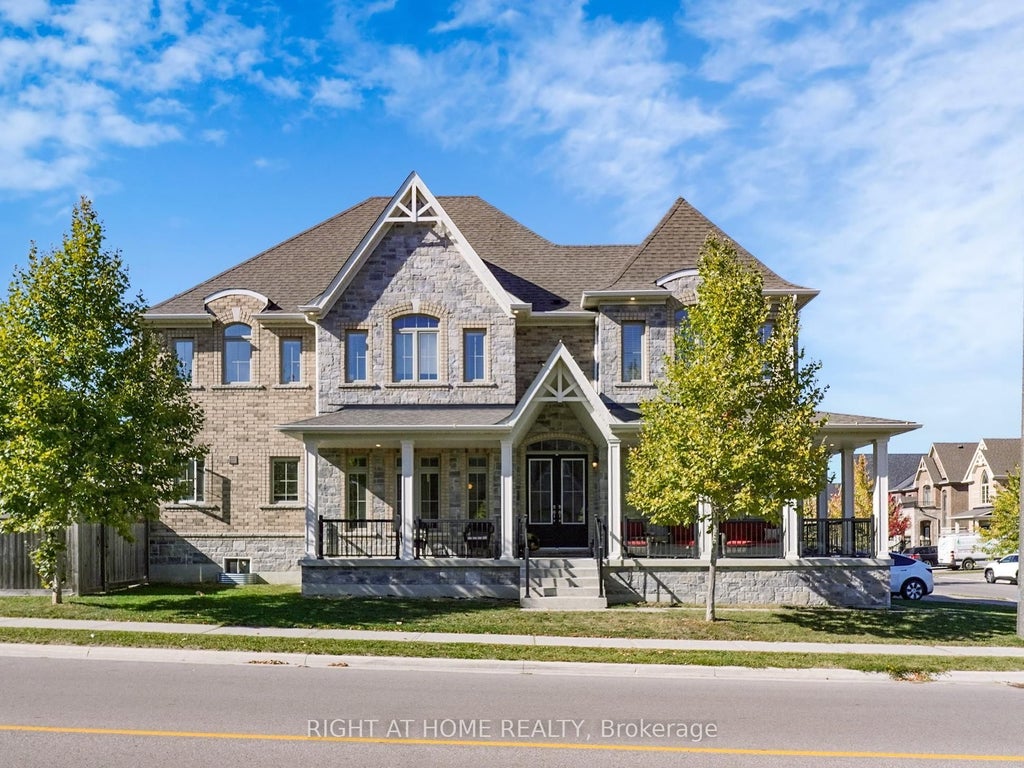 176 Sharon Creek Drive, East Gwillimbury
