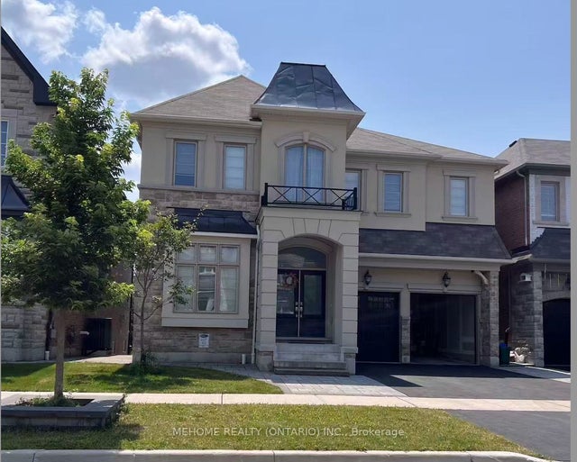 51 Bridgepointe Court, Aurora