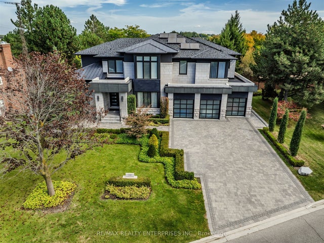 500 Warren Road, King