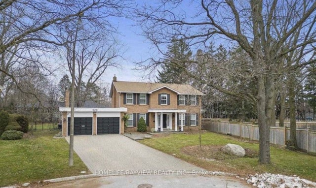 202 Glenada Court Basemen, Richmond Hill