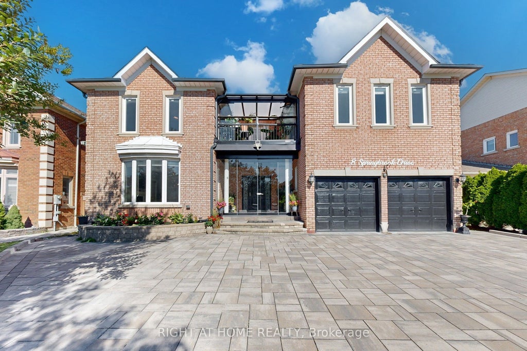 8 Springbrook Drive, Richmond Hill