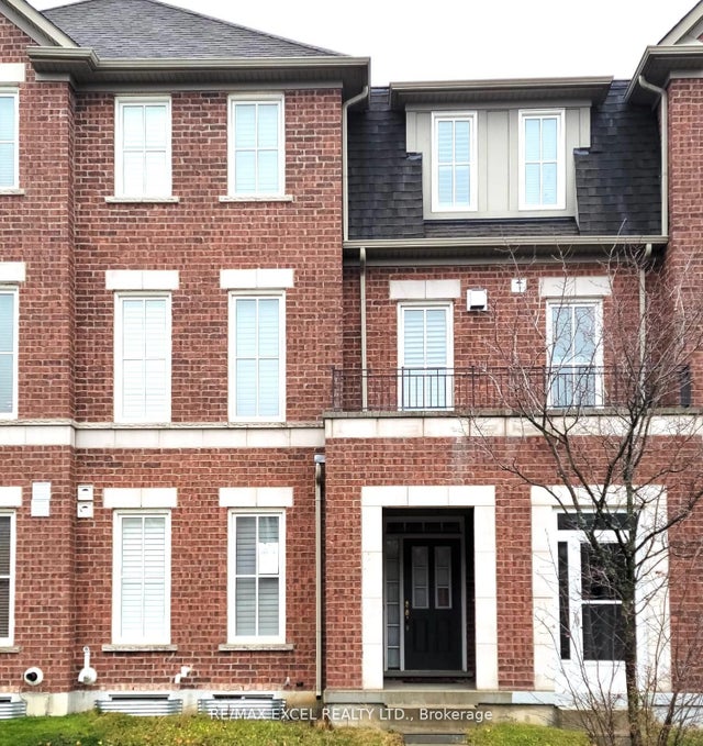 17 Earnshaw Drive, Markham
