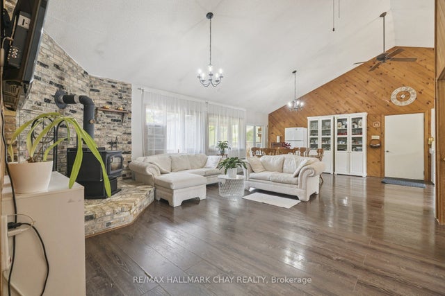 7521 County Road 10 N/a, Essa