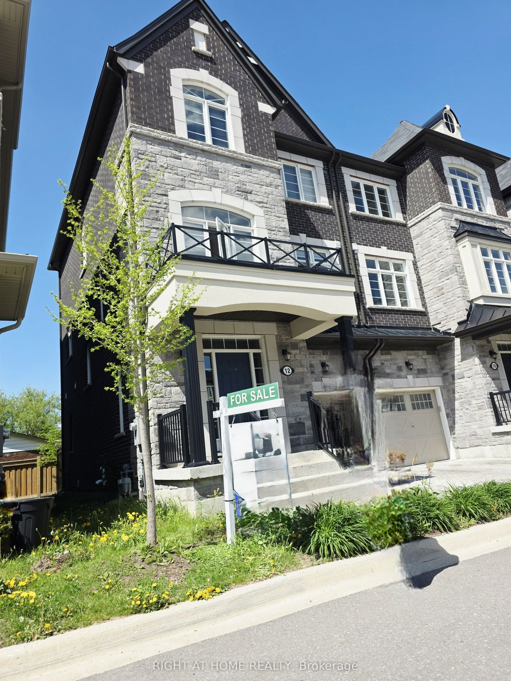 12 Globemaster Lane, Richmond Hill