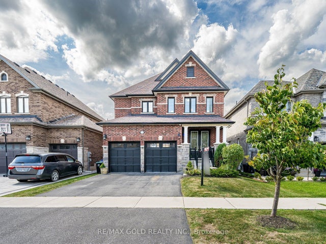 220 Eight Avenue, New Tecumseth