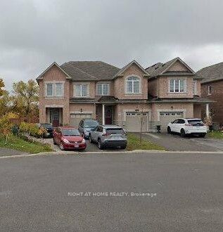 131 Walter Sinclair Court, Richmond Hill