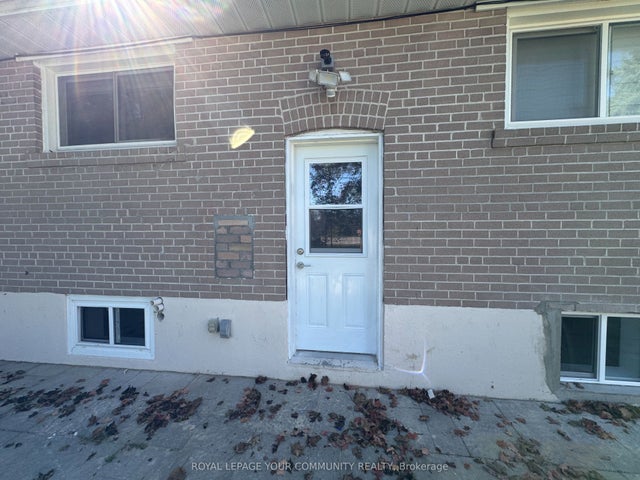 145 Harrison Drive Lower 2, Newmarket
