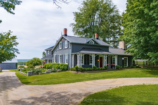 3935 3rd Line, Bradford West Gwillimbury