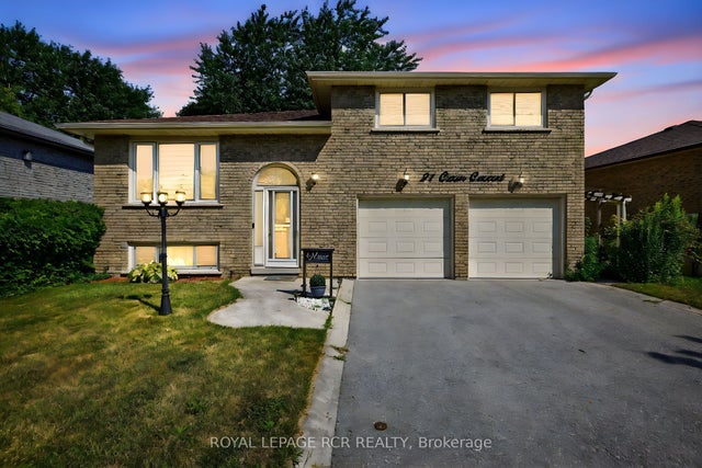 21 Crown Crescent, Bradford West Gwillimbury