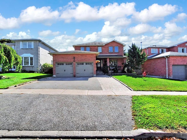 828 Leslie Valley Drive, Newmarket