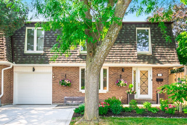 1 Denava Gate, Richmond Hill