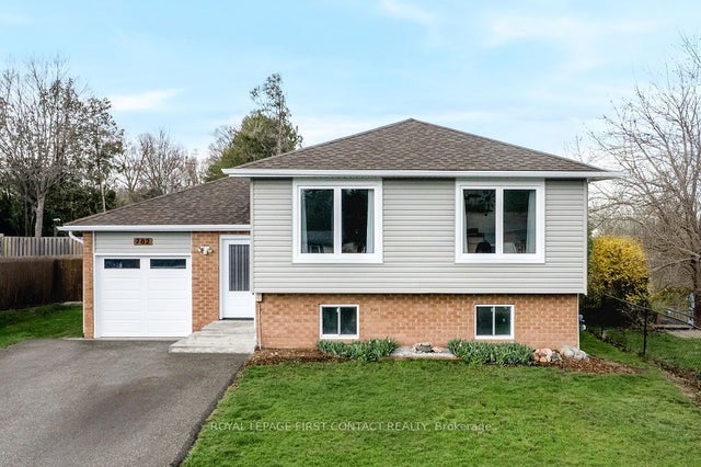 782 Chestnut Street, Innisfil