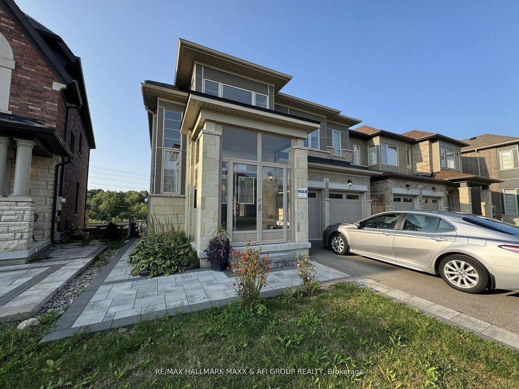 80 Chouinard Way Lower, Aurora