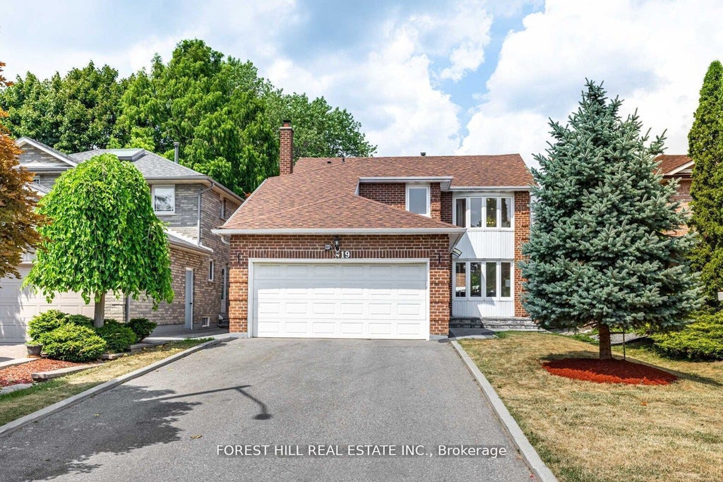 19 Eleanor Circle, Richmond Hill