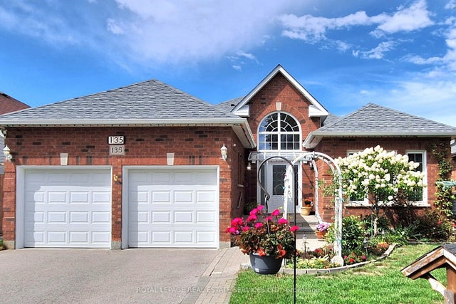 135 Mainprize Crescent, East Gwillimbury