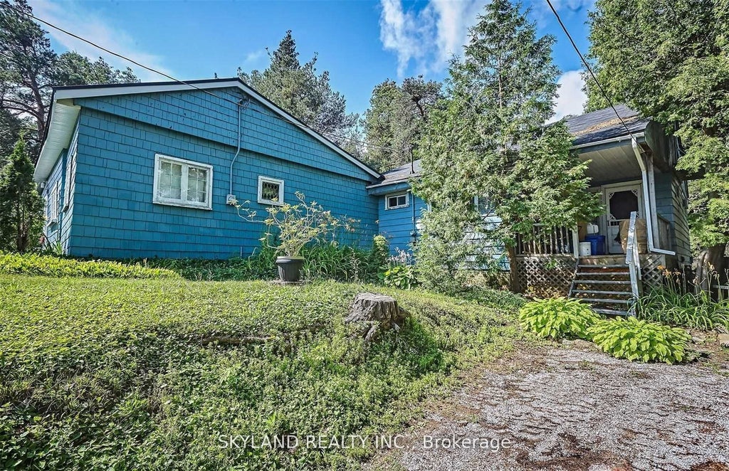 14170 Yonge Street Unit A, Aurora