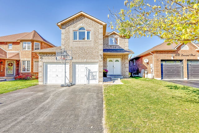1220 Laurand Street, Innisfil