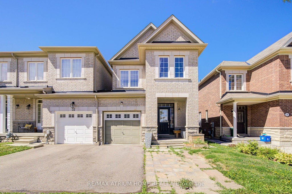 30 London Pride Drive, Richmond Hill