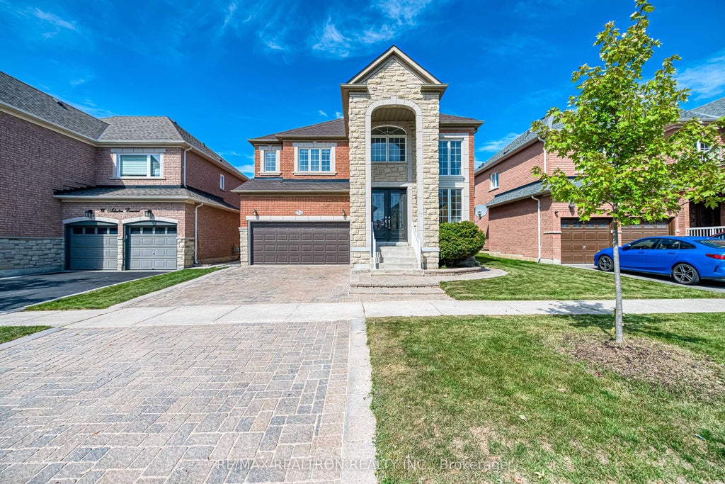 73 Adastra Crescent, Markham