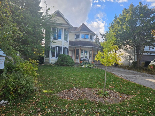 981 Linden Street S, Innisfil