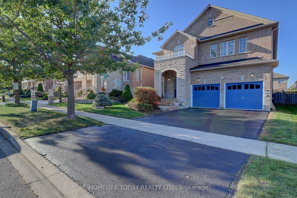 200 Ivy Glen Drive, Vaughan
