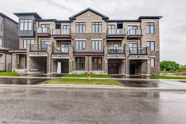 67 Tennant Circle, Vaughan