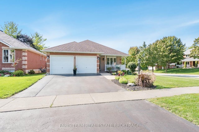 2 Forest Edge Crescent, East Gwillimbury