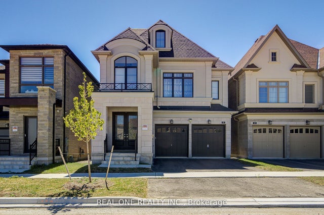 47 Milky Way Drive, Richmond Hill