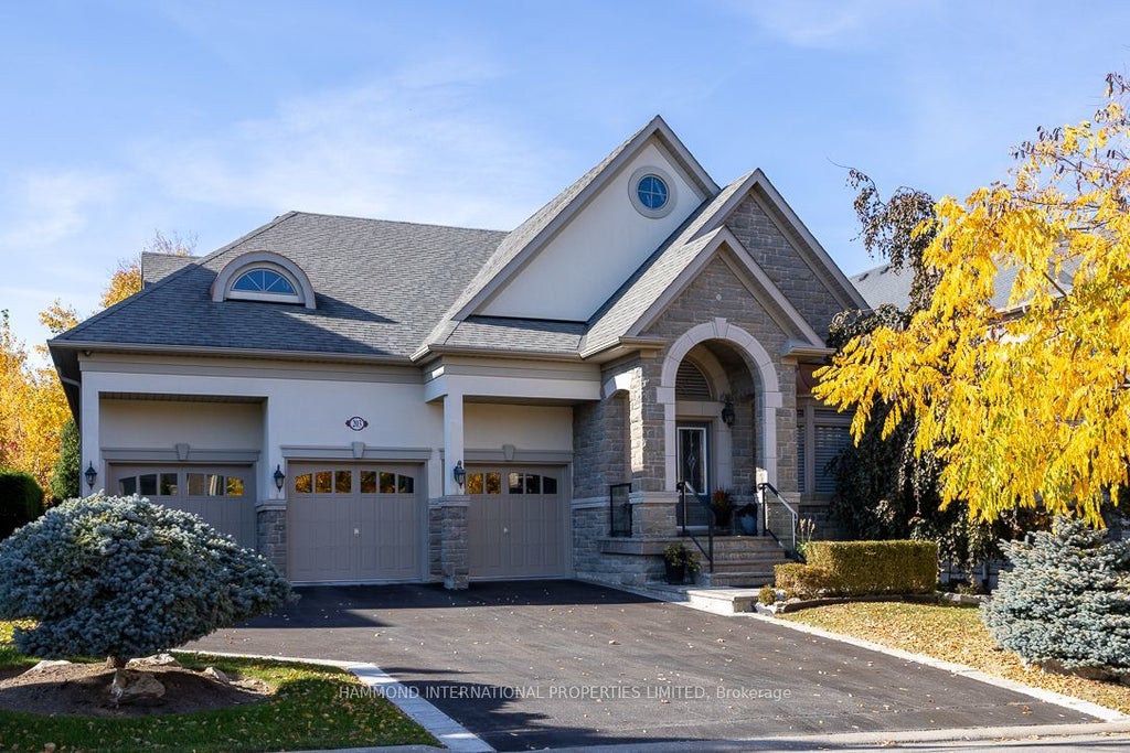 203 Hunterwood Chase, Vaughan