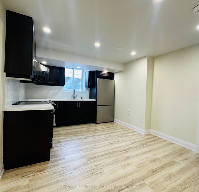 49 Rutherford Road, Bradford West Gwillimbury