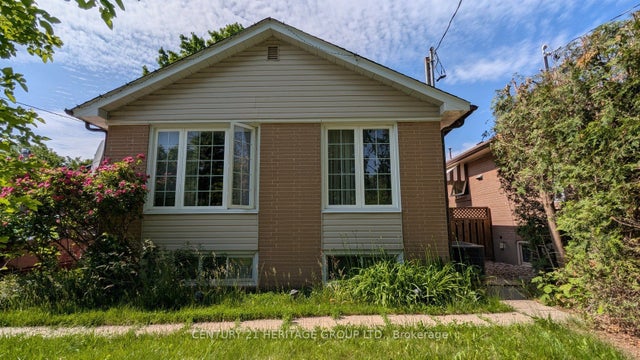 377 Centre Street E Bsmt, Richmond Hill