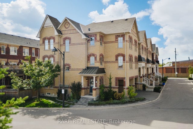 10 Porter Avenue W 35, Vaughan