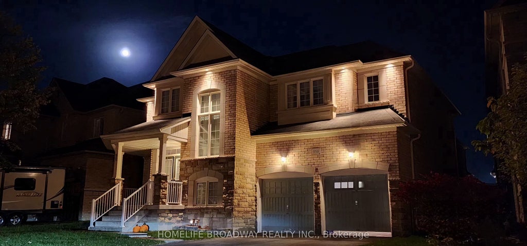 958 Goring Circle Nw, Newmarket