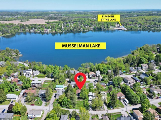 37 Windsor Drive, Whitchurch-Stouffville