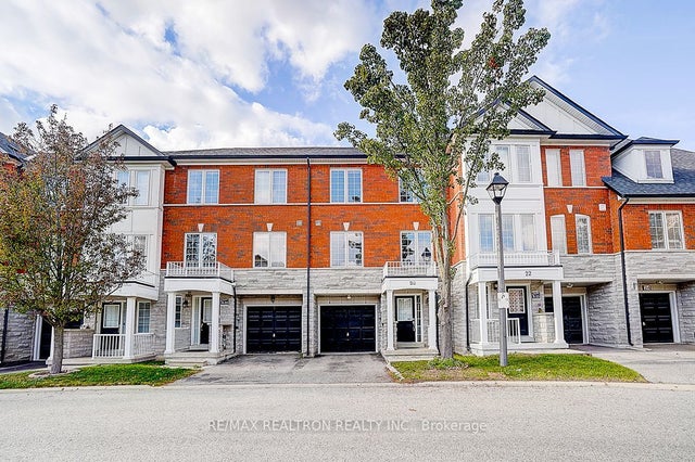 20 Prince Charles Way, Markham