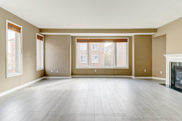 189 Leitchcroft Crescent, Markham