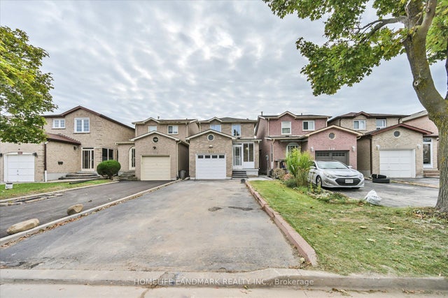 208 Woodhall Road, Markham